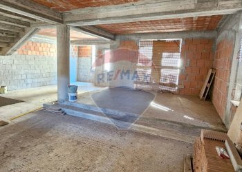 Stanza vuota - Semi-detached house Via Etnea
 
SNC, Acquedolci - photo 21