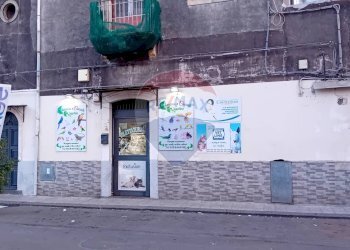 Edificio all\'aperto - Shop Via Del Rotolo
 
4, Catania - photo 2