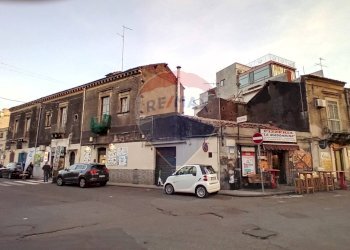 Edificio all\'aperto - Shop Via Del Rotolo
 
4, Catania - photo 3