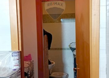 Bagno - Shop Via Del Rotolo
 
4, Catania - photo 6