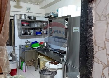 Cucina - Shop Via Messina
 
446, Catania - photo 7