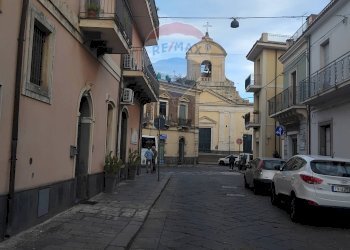 Edificio all\'aperto - Casa indipendente via umbero 1
 
42, Piedimonte Etneo - foto 20