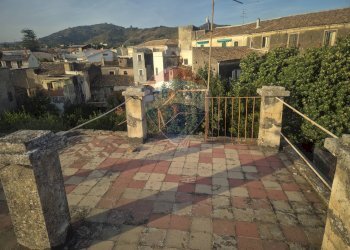 Terrazza - Casa indipendente via umbero 1
 
42, Piedimonte Etneo - foto 60