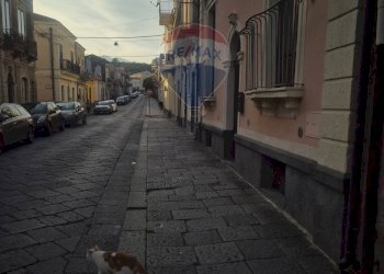 Edificio all\'aperto - Casa indipendente via umbero 1
 
42, Piedimonte Etneo - foto 68