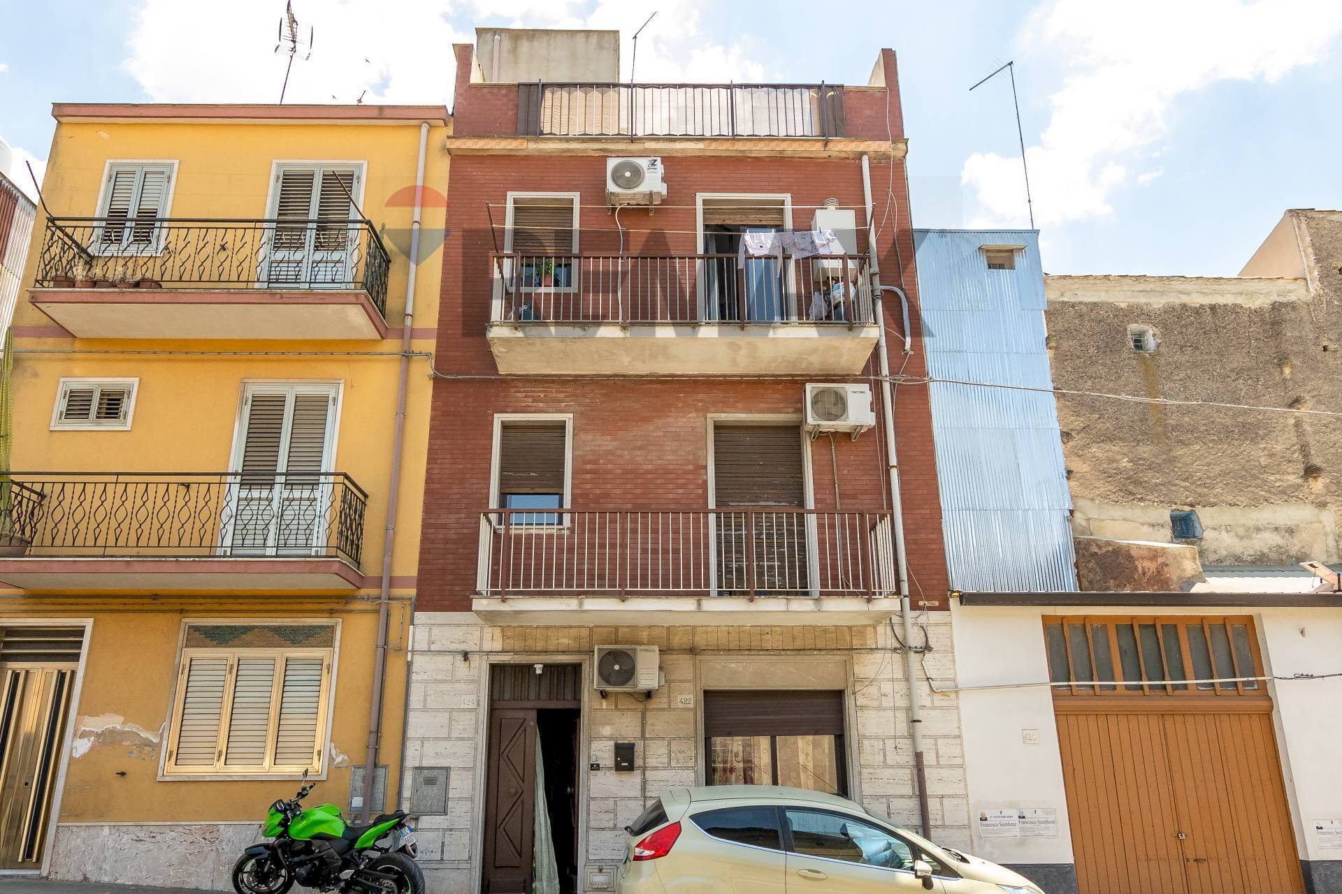 Edificio all\'aperto - Independent house via vittorio veneto
 
424, Grammichele - photo 1