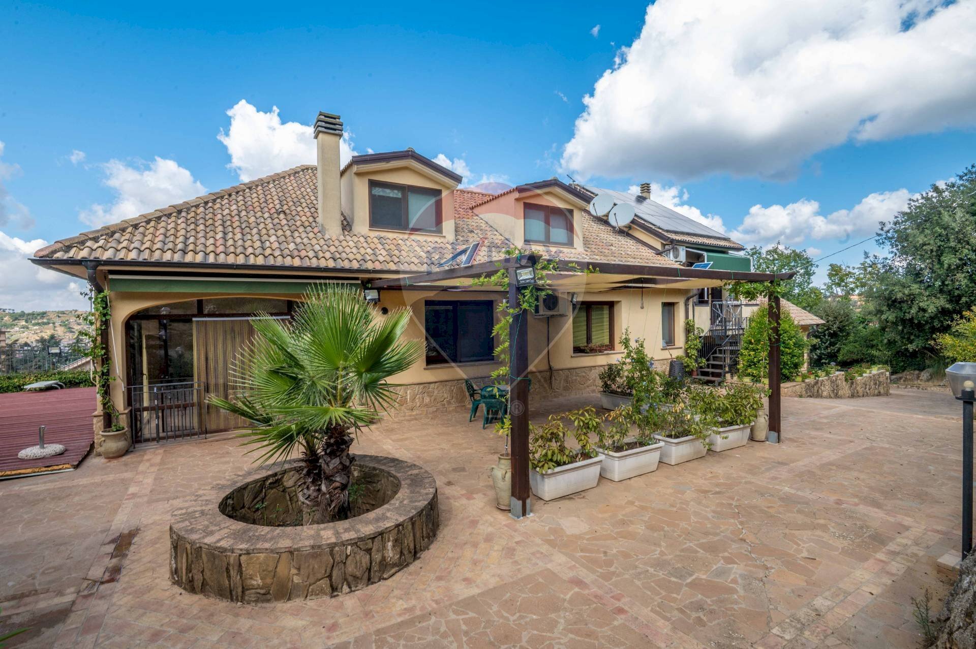 Casa all\'aperto - Villa Via Don Lorenzo Milani
 
80, Piazza Armerina - foto 1