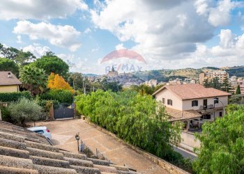 Casa all\'aperto - Villa Via Don Lorenzo Milani
 
80, Piazza Armerina - foto 20