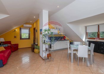 Sala da pranzo - Villa Via Don Lorenzo Milani
 
80, Piazza Armerina - foto 23