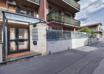 Edificio all\'aperto - Attico Via XV traversa
 
38, Belpasso - foto 1