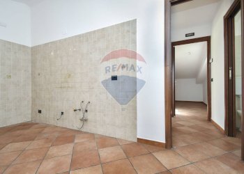 Stanza vuota - Attico Via XV traversa
 
38, Belpasso - foto 9