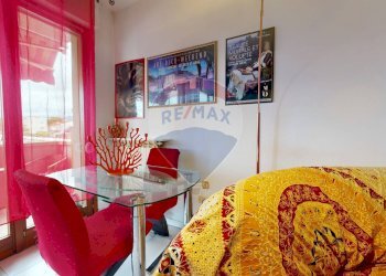 Sala da pranzo - Trilocale via della portichina
 
27, Viareggio - foto 14