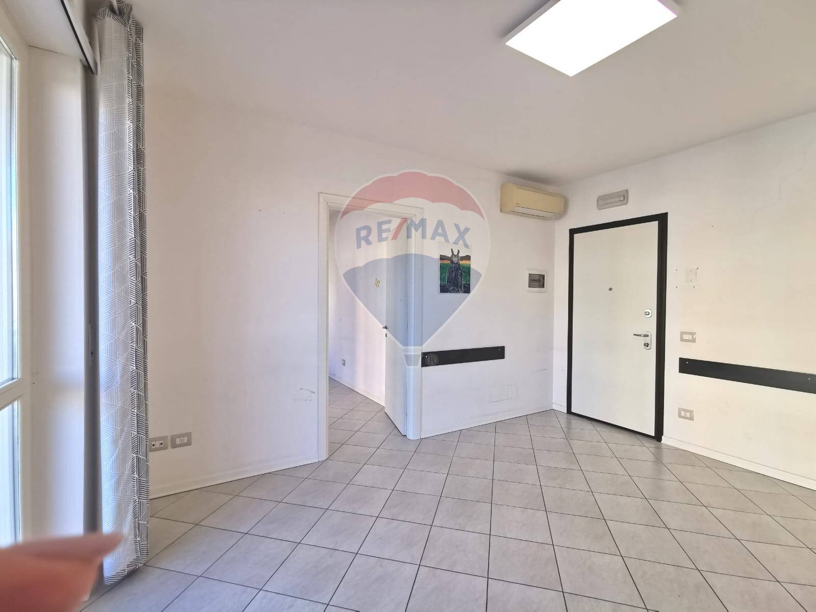 Stanza vuota - Ufficio VIA PAPA GIOVANNI XXIII, Massarosa - foto 3