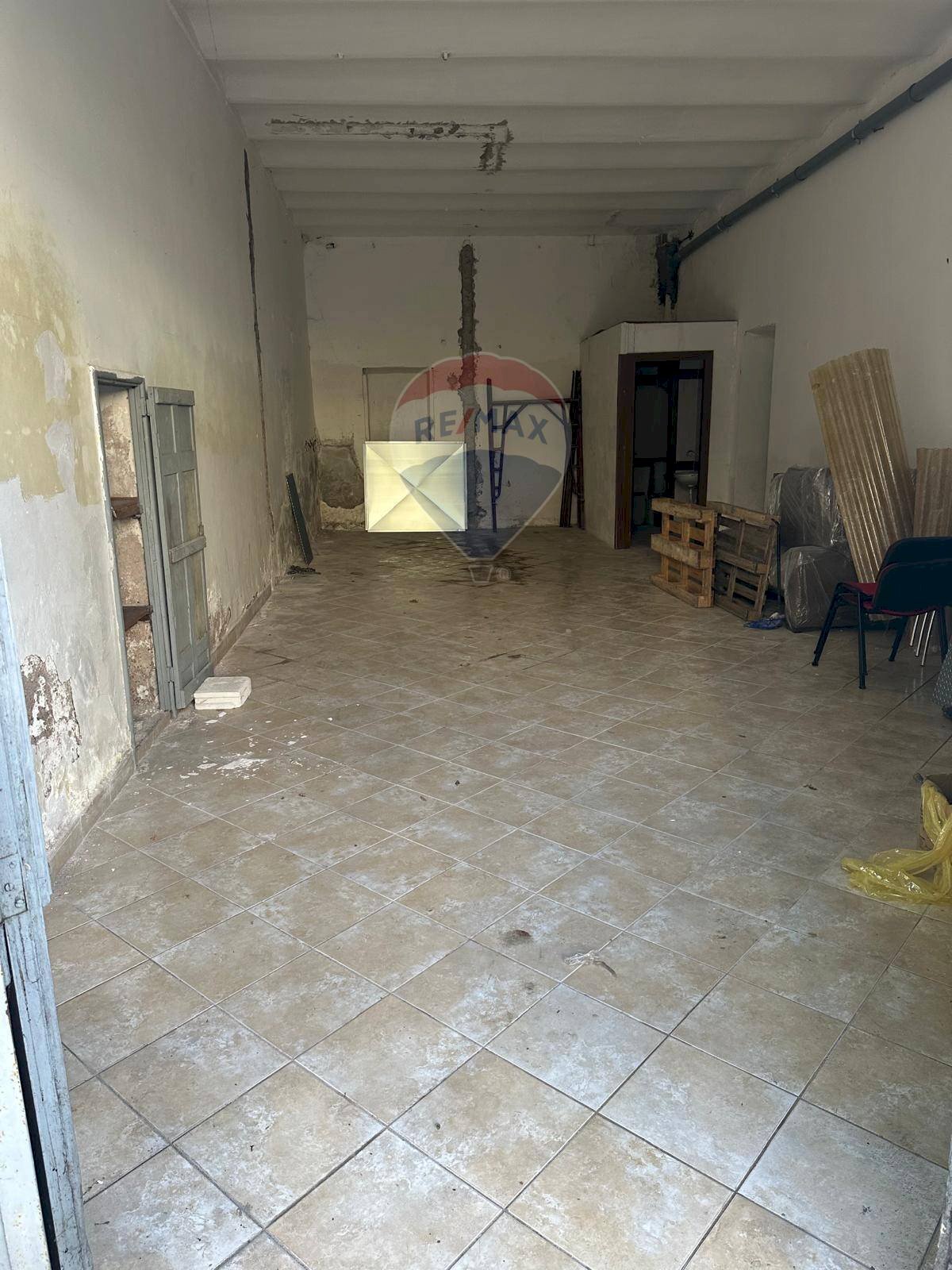 Parcheggio - Locale Commerciale SAN ROCCO
 
27, Ariccia - foto 3