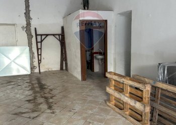 Stanza vuota - Locale Commerciale SAN ROCCO
 
27, Ariccia - foto 7