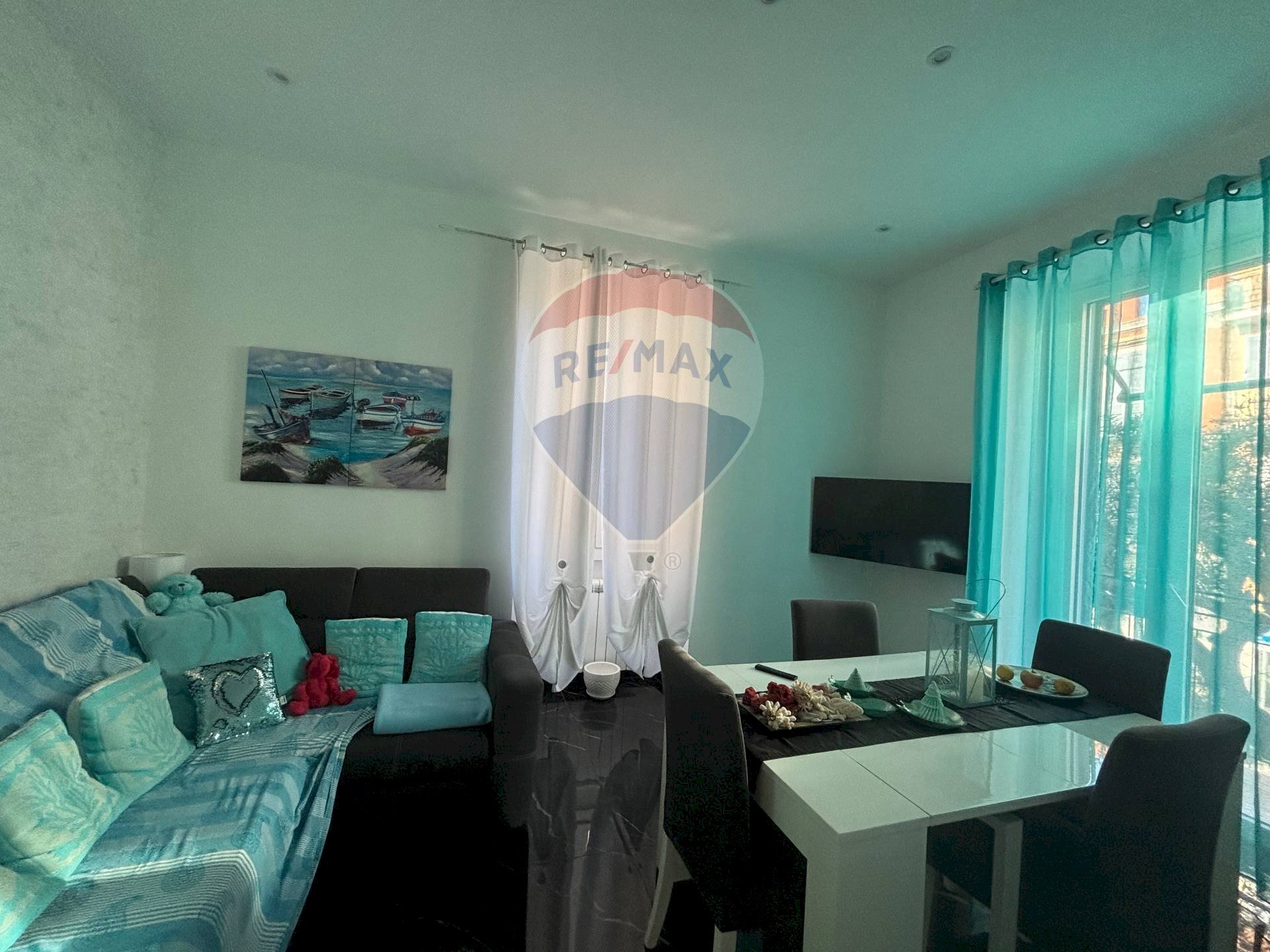 Sala da pranzo - Trilocale via Gramsci
 
44, Anzio - foto 3