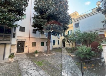 Edificio all\'aperto - Trilocale via Gramsci
 
44, Anzio - foto 5