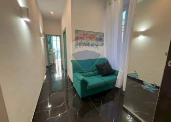 Ingresso - Trilocale via Gramsci
 
44, Anzio - foto 10