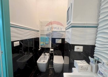 Bagno - Trilocale via Gramsci
 
44, Anzio - foto 25