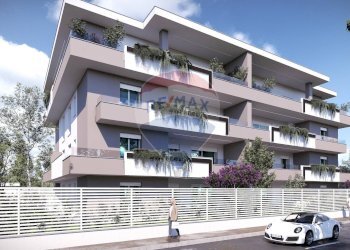 Edificio all\'aperto - Trilocale Via Turati
 
1, Biassono - foto 10