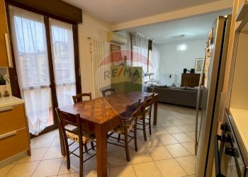 Sala da pranzo - Appartamento Via Giuseppe Fabbri
 
166, Ferrara - foto 4