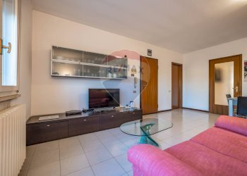 Soggiorno - Three-room apartment Via Sole
 
51/A, Portomaggiore - photo 3