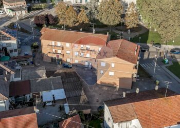 Edificio all\'aperto - Three-room apartment Via Sole
 
51/A, Portomaggiore - photo 14