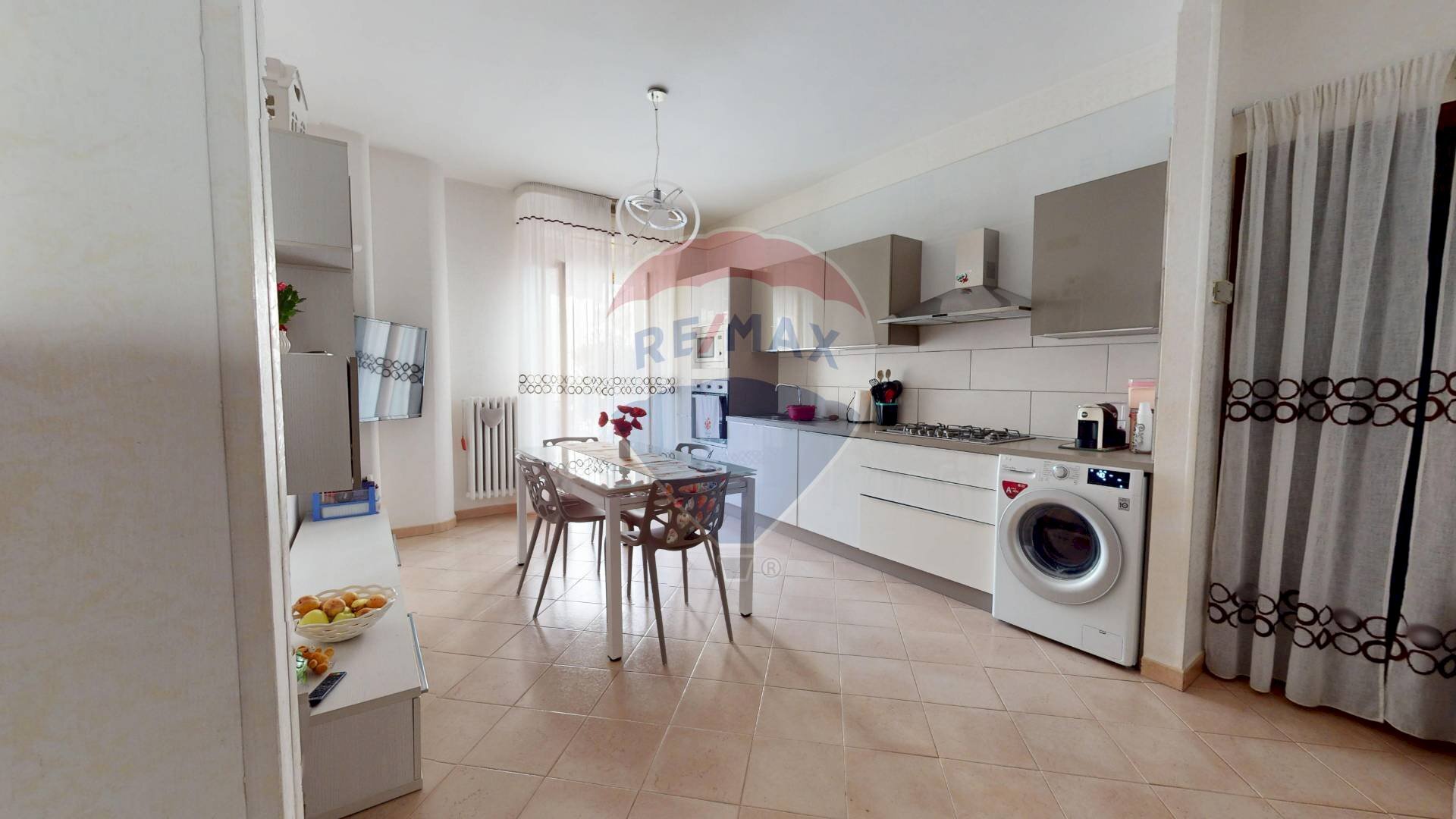 Cucina - Four-room apartment Via Tommaso Fiore
 
27, Mattinata - photo 1