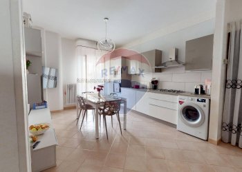 Cucina - Quadrilocale Via Tommaso Fiore
 
27, Mattinata - foto 1