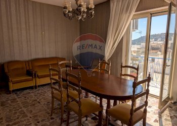 Soggiorno - Quadrilocale Via Alcide de Gasperi
 
4, Mattinata - foto 11