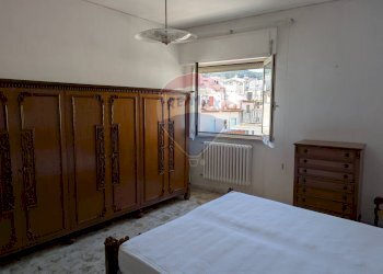 Camera / camera da letto - Quadrilocale Via Alcide de Gasperi
 
4, Mattinata - foto 22