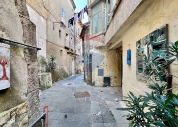 Edificio all\'aperto - Casa indipendente Vico Seggio
 
Snc, Vairano Patenora - foto 2