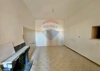 Stanza vuota - Casa indipendente Vico Seggio
 
Snc, Vairano Patenora - foto 5