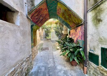 Casa all\'aperto - Casa indipendente Vico Seggio
 
Snc, Vairano Patenora - foto 27