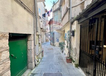 Edificio all\'aperto - Casa indipendente Vico Seggio
 
Snc, Vairano Patenora - foto 29