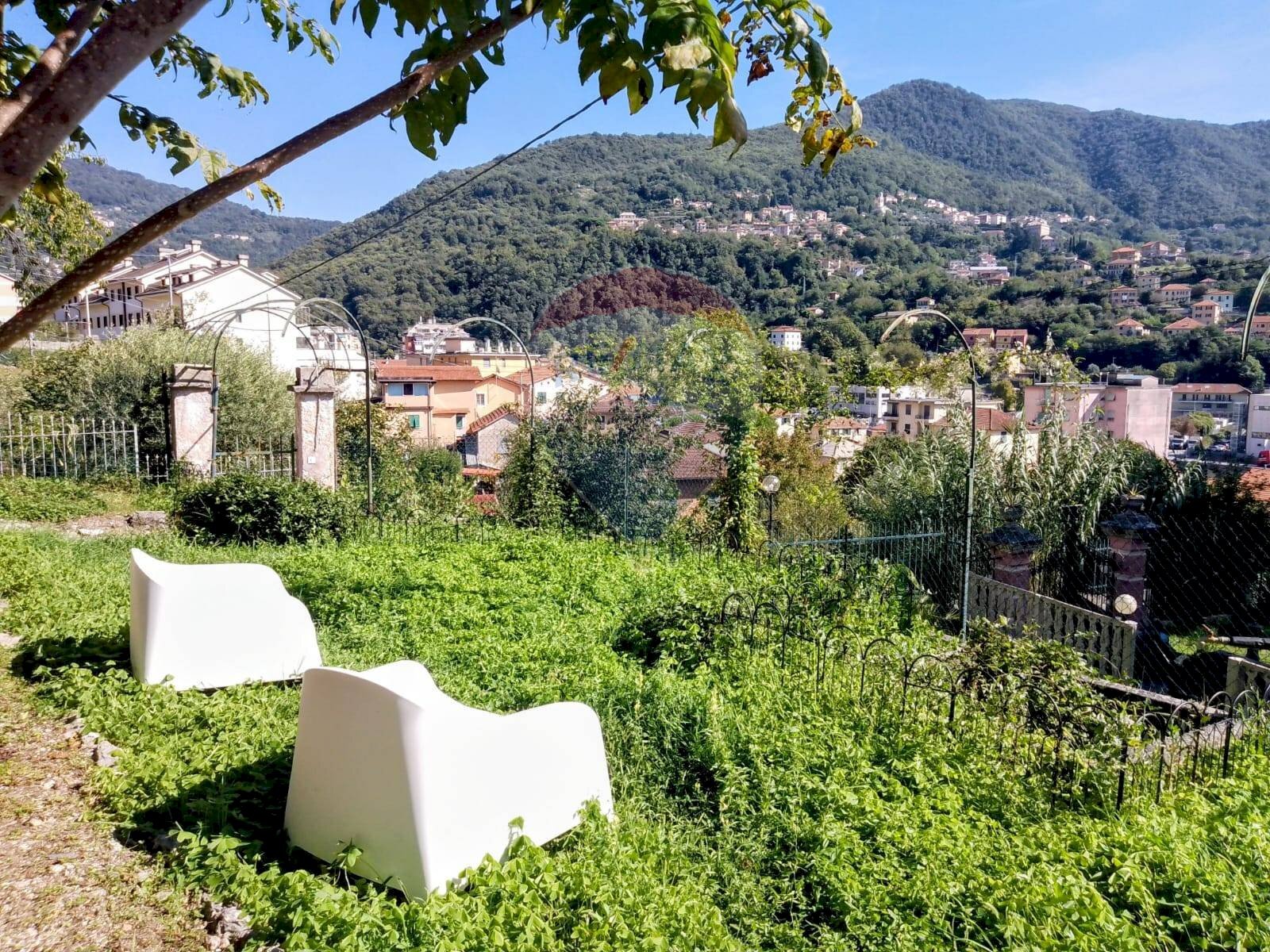 Vista delle montagne - Bilocale Via Ritale
2/A, Genova - foto 3