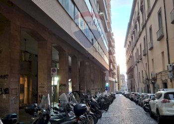 Edificio all\'aperto - Appartamento Via San Giacomo
 
15, Napoli - foto 1