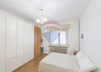 Camera / camera da letto - Casa semi indipendente VIA LUIGI SOTTINI
 
8, Cressa - foto 8