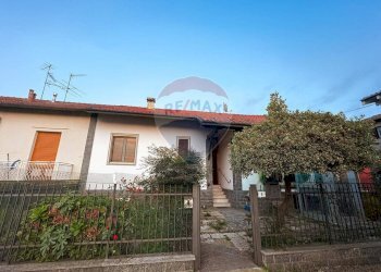 Casa all\'aperto - Casa semi indipendente VIA LUIGI SOTTINI
 
8, Cressa - foto 17