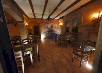 Sala da pranzo - Shop via delle salvinie
7, Roma - photo 8