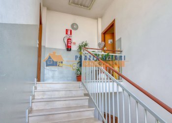 Foto 3 - Trilocale via Volta
 
114, Oggiona con Santo Stefano - foto 3