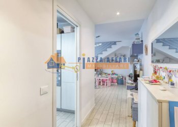 Foto 7 - Trilocale via Cesare Battisti
 
46, Carnago - foto 7