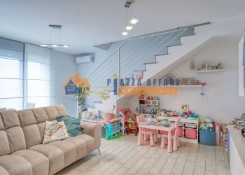 Foto 4 - Trilocale via Cesare Battisti
 
46, Carnago - foto 4