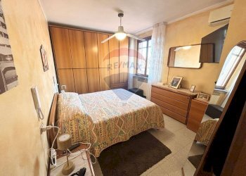 Camera matrimoniale - Villa Via Monsignor Falcetti
 
12, Lacchiarella - foto 15