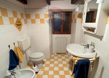 bagno - Villa Poggio - Pornenzo
 
227, Montecalvo Versiggia - photo 5