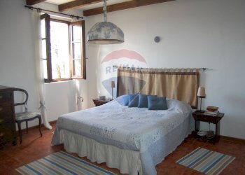 camera matrimoniale - Villa Poggio - Pornenzo
 
227, Montecalvo Versiggia - photo 11