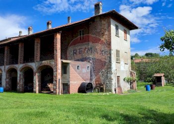 Casa all\'aperto - Casa indipendente Via Gramsci
 
11, Prato Sesia - foto 1