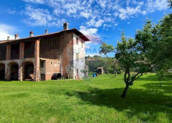 Casa all\'aperto - Casa indipendente Via Gramsci
 
11, Prato Sesia - foto 2