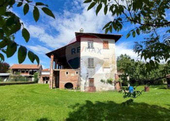 Casa all\'aperto - Casa indipendente Via Gramsci
 
11, Prato Sesia - foto 3