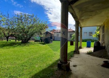 Giardino - Casa indipendente Via Gramsci
 
11, Prato Sesia - foto 9