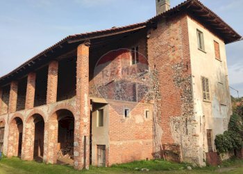 Casa all\'aperto - Casa indipendente Via Gramsci
 
11, Prato Sesia - foto 21